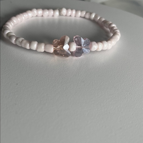 Delicate Pink Beaded Flower Stretch Bracelet - Picture 2 of 2